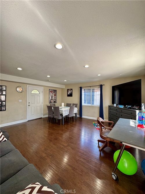 355 W 84th, Los Angeles, CA, 90003 | Card Image