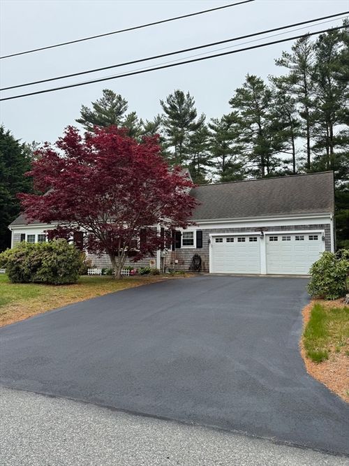 106 Hickory Hill Cir, Osterville, MA, 02655-1349 | Card Image