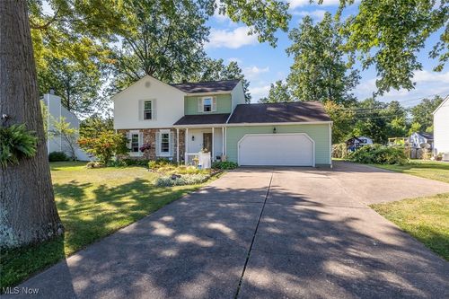47785 Cooper Foster Park Rd, Amherst, OH, 44001-3319 | Card Image
