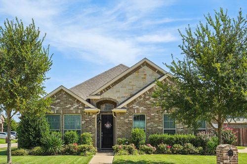 3018 Charing Cross Rd, Midlothian, TX, 76065-1282 | Card Image