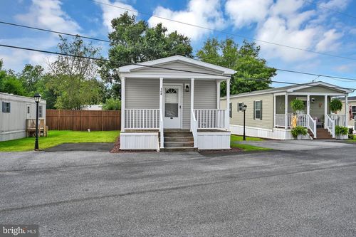 308 Don Dr, NEW HOLLAND, PA, 17557-9417 | Card Image