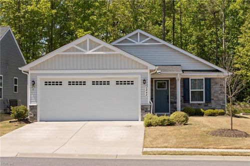 6848 Motley Landing Dr, Gloucester, VA, 23061-4595 | Card Image