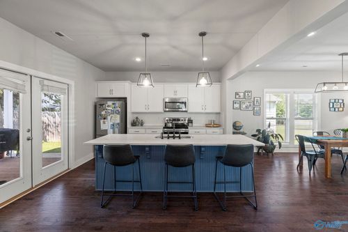 2014 Summer St Sw, Huntsville, AL, 35805-3847 | Card Image