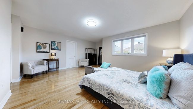 24 Pamgrey Rd, House other with 5 bedrooms, 4 bathrooms and 2 parking in Markham ON | Image 23