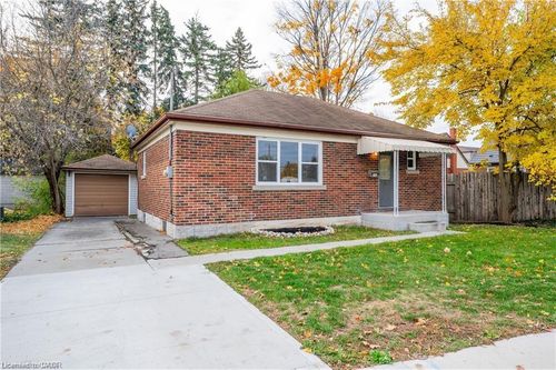 163 Ottawa St N, Kitchener, ON, N2H3K7 | Card Image