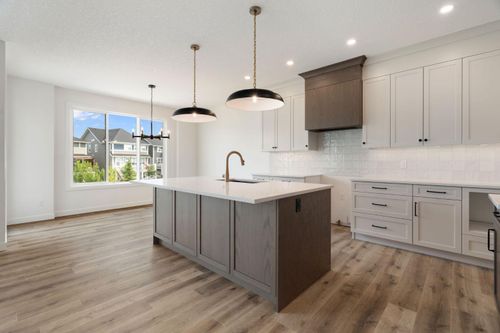 116 Sunrise Heath, Cochrane, AB, T4C3C5 | Card Image