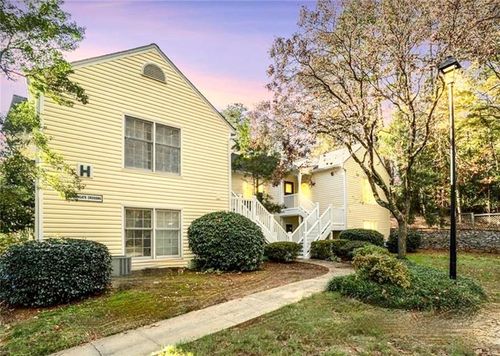 916 Cannongate Xing Sw, Marietta, GA, 30064-4616 | Card Image