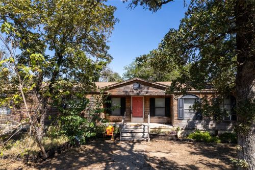 203 River Oaks Dr, Cedar Creek, TX, 78612-3113 | Card Image