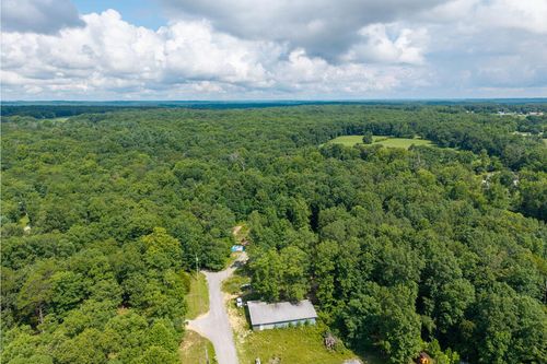 494 494 Sampson Rd, Crossville, TN, 38572 | Card Image