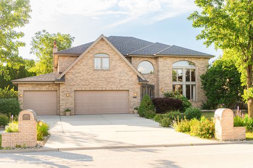 1233 Covington Dr, Lemont, IL, 60439-8594 | Card Image