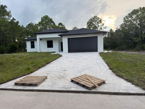 2217 Jefferson Ave, ALVA, FL, 33920-1029 | Card Image