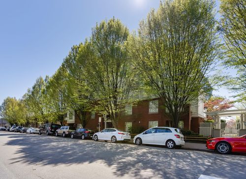319-147 E 1st Street, North Vancouver, BC, V7L1B2 | Card Image