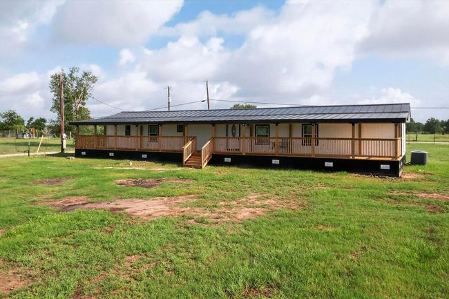 Back of property | Image 38
