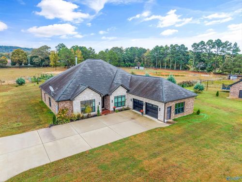 3149 Old Railroad Bed Rd, Harvest, AL, 35749-8328 | Card Image