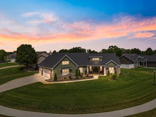 2650 E Lake Tahoe Trl, Warsaw, IN, 46582-8213 | Card Image