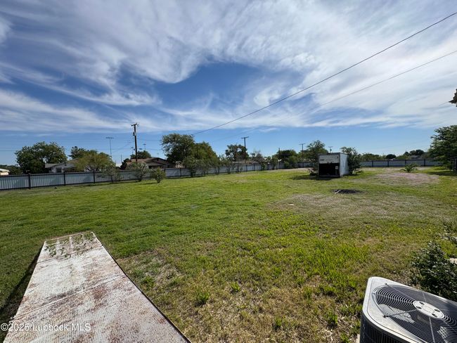 213 E 7 Th St, House other with 3 bedrooms, 3 bathrooms and null parking in Idalou TX | Image 30