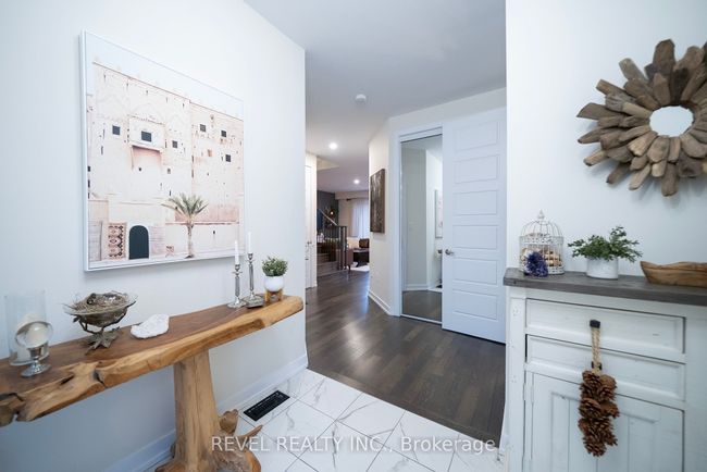63 Santos Dr, House other with 3 bedrooms, 3 bathrooms and 2 parking in Caledonia ON | Image 6