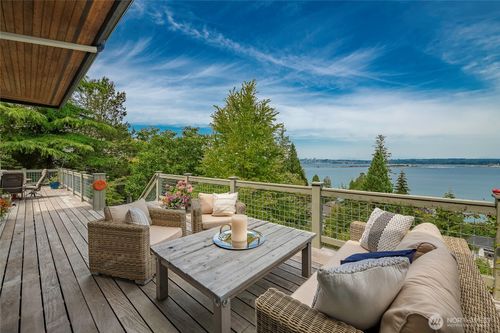 5454 Puffin Pl, Blaine, WA, 98230-6301 | Card Image