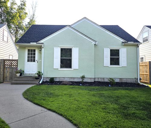 3709 Quail Ave N, Robbinsdale, MN, 55422-2063 | Card Image