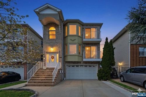 433 Linden, Elizabeth, NJ, 07202 | Card Image