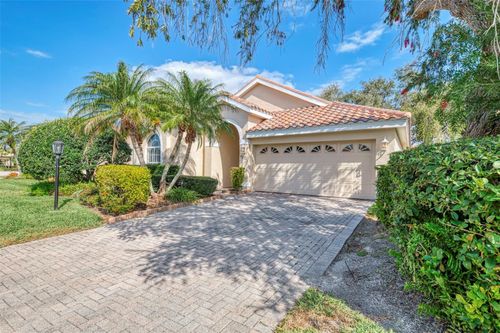 5271 Highbury Cir, SARASOTA, FL, 34238-4323 | Card Image