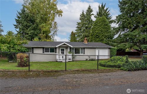 1450 Bill Ave, Port Orchard, WA, 98366-2450 | Card Image