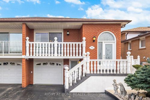 3938 Midhurst Lane, Mississauga, ON, L4Z1C7 | Card Image