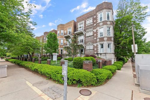 apt-b-4260 Lindell Blvd, Saint Louis, MO, 63108-2952 | Card Image