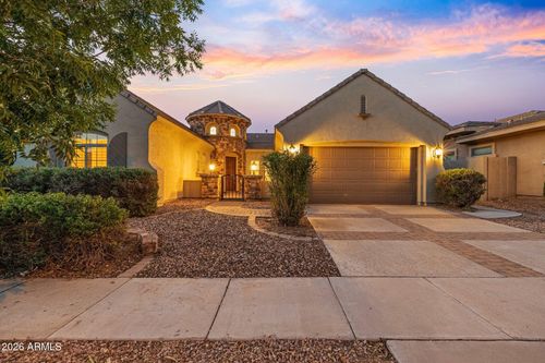 4352 E Santa Fe Ct, Gilbert, AZ, 85297-7942 | Card Image