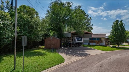 512 Brazos Harbor Cir, Granbury, TX, 76048-2246 | Card Image