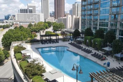 704 - 400 W Peachtree Street Nw, Condo with 2 bedrooms, 2 bathrooms and 2 parking in Atlanta GA | Image 2