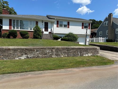 50 Wasiota Ave, North Providence, RI, 02911-3531 | Card Image