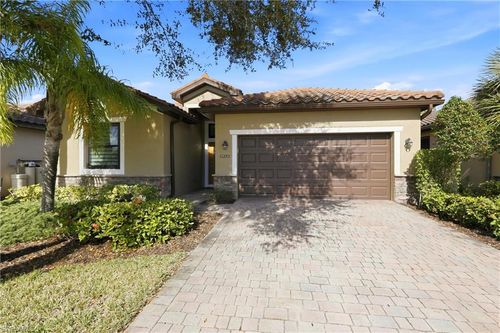 11273 Red Bluff Ln, FORT MYERS, FL, 33912-8914 | Card Image