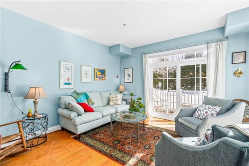 apt-103-301 Church St, South Kingstown, RI, 02879-2949 | Card Image