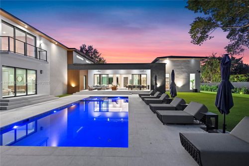 1881 Ne 196th Ter, Miami, FL, 33179-3645 | Card Image