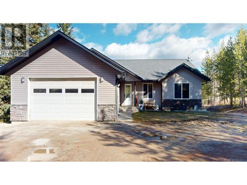 2926 Westview Road, Cranbrook, BC, V1C7G8 | Card Image