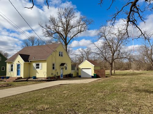 1402 S Broadway Ave, Albert Lea, MN, 56007-4520 | Card Image
