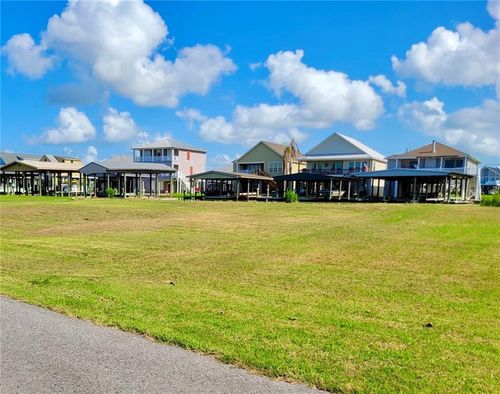 104 Junior Ln, Port Sulphur, LA, 70083-2358 | Card Image