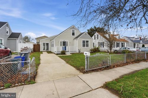 8108 Dundalk Ave, DUNDALK, MD, 21222-6010 | Card Image