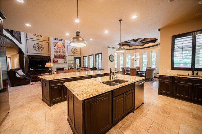 27603 Little Fox Crst, House other with 6 bedrooms, 8 bathrooms and 5 parking in Spring TX | Image 20