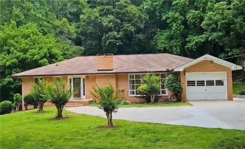 257 Chalmers Dr Nw, ATLANTA, GA, 30318-7401 | Card Image