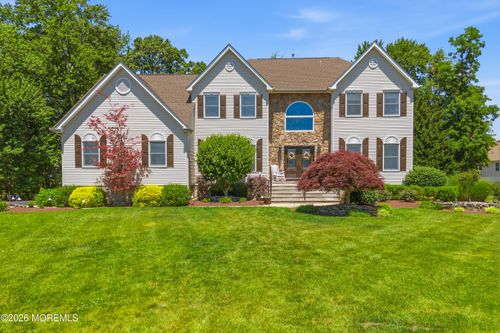 16 Kings Ct, Monroe, NJ, 08831-4077 | Card Image