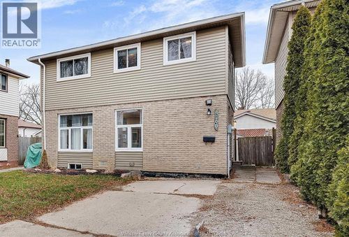 9260 Arncliffe Crt, Windsor, ON, N8S4J9 | Card Image