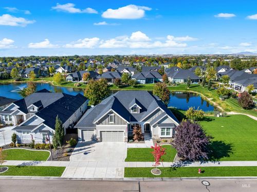 9910 W Hercules Dr, Star, ID, 83669-6154 | Card Image