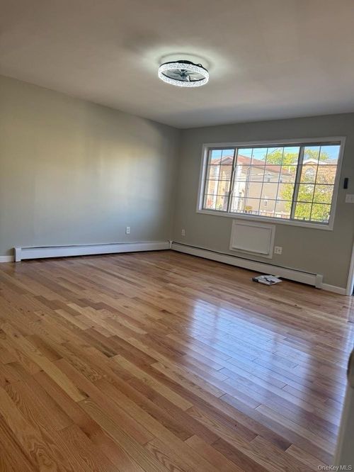 14547 224th St, Springfield Gardens, NY, 11413-3442 | Card Image