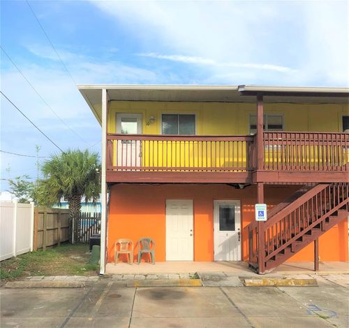 10-100 N Cooper St, New Smyrna Beach, FL, 32169-2567 | Card Image