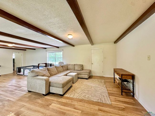 377 Cargill Rd E, House other with 3 bedrooms, 2 bathrooms and null parking in Marshall TX | Image 6
