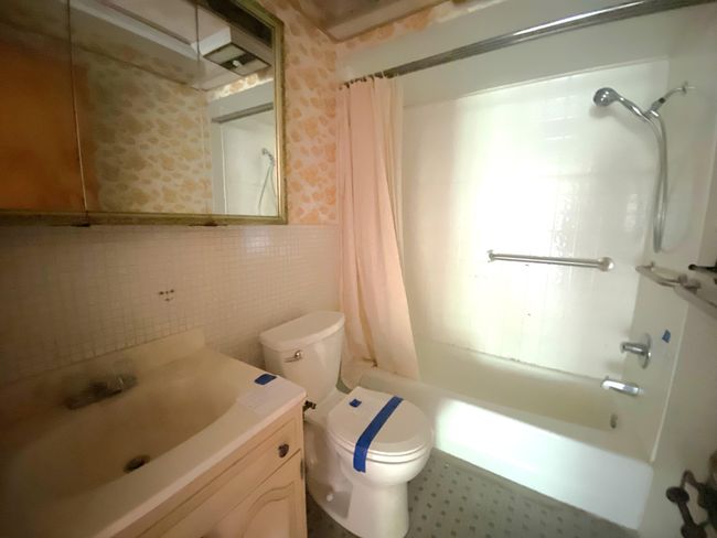 15413 Kennebec St, House other with 3 bedrooms, 1 bathrooms and null parking in Southgate MI | Image 9