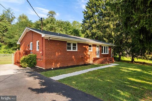 116 Shellbark Ln, MARTINSBURG, WV, 25403-3644 | Card Image