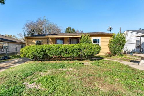 4637 Carmen St, Houston, TX, 77051-3314 | Card Image